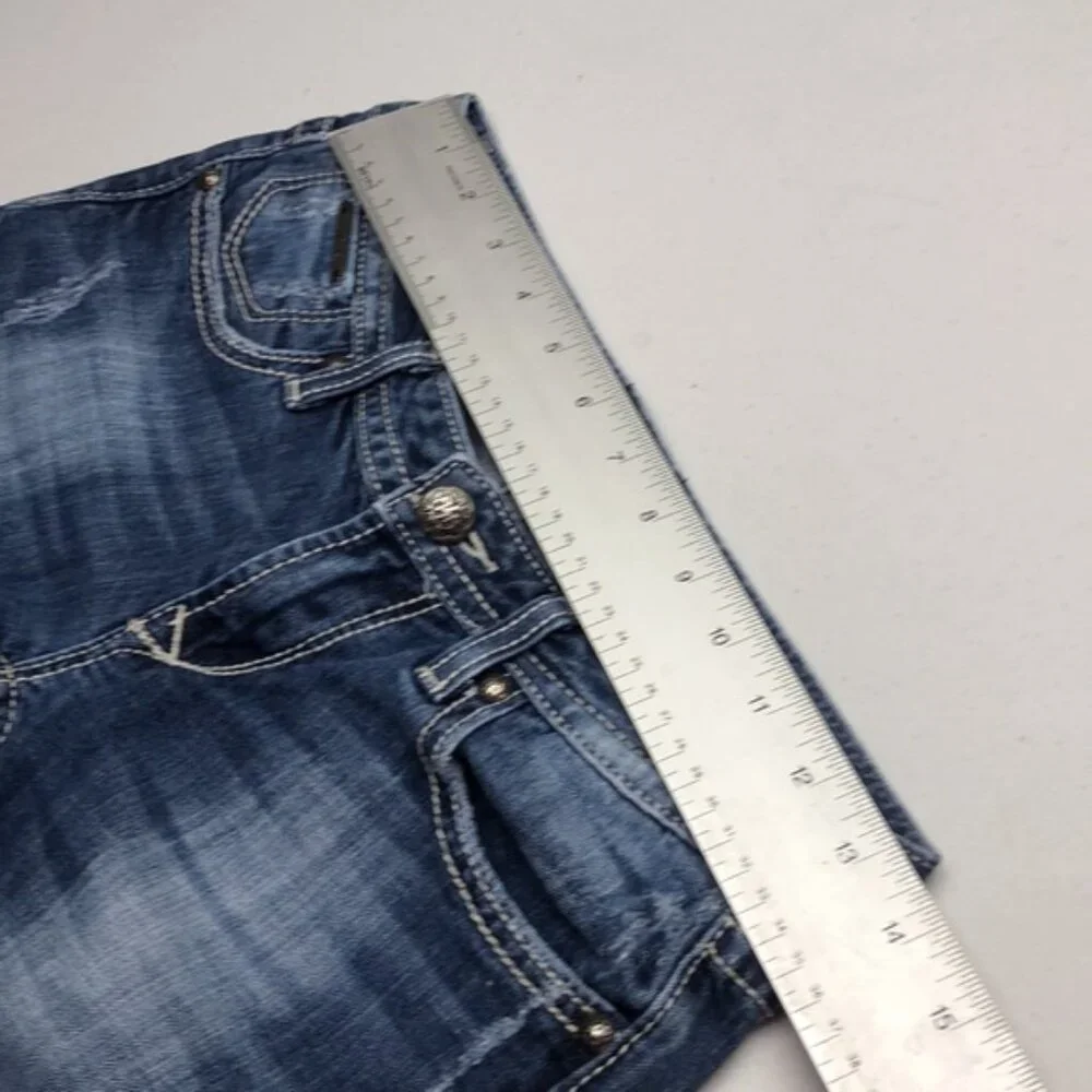 RE/ROCK PREMIUM STRAIGHT LEG JEANS 2/26x29 ⭐️